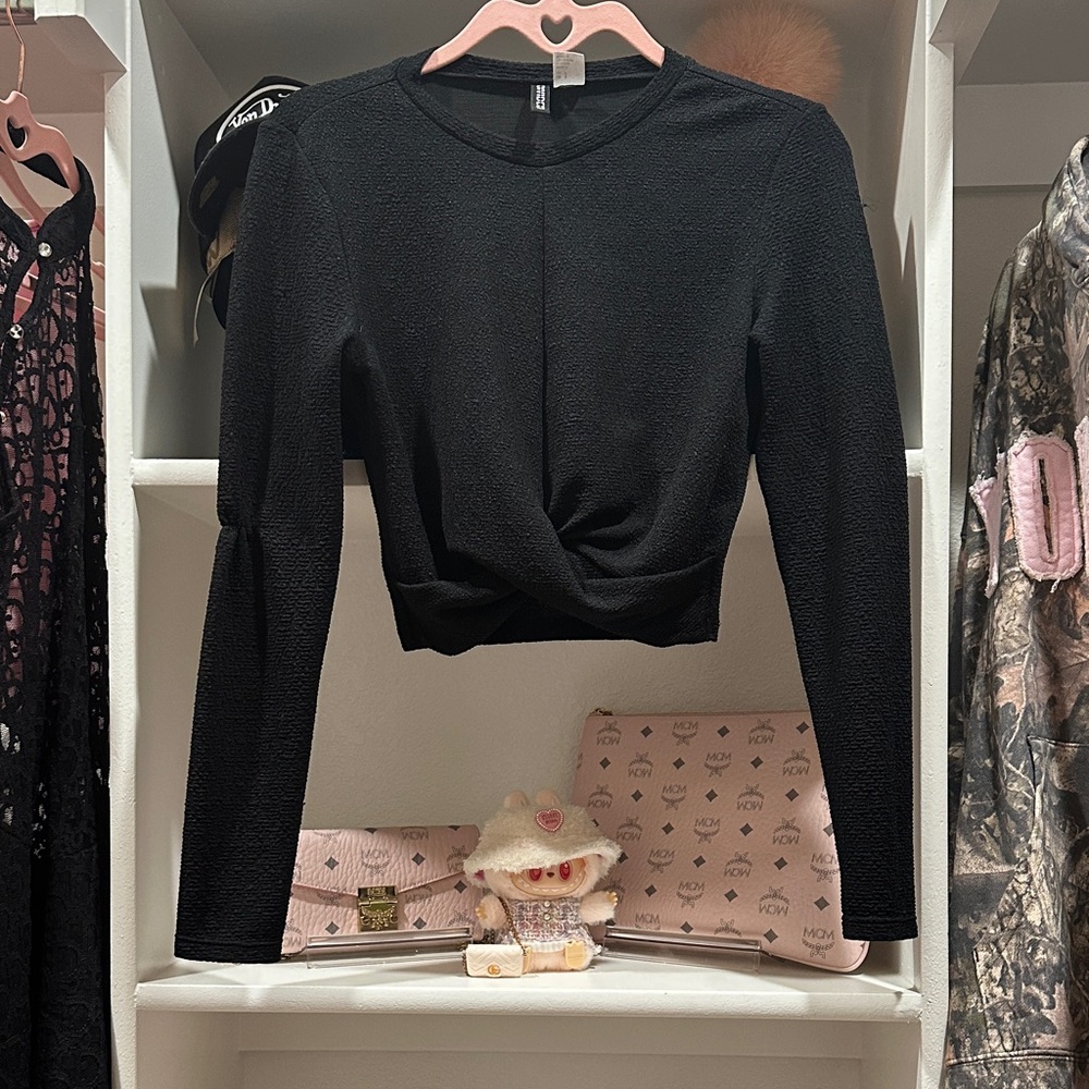 H&M Black Twist Front Crop Top